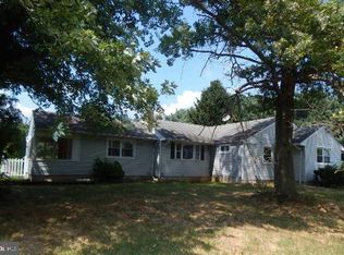 32 Allens Rd, Hightstown, NJ 08520