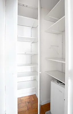 Rented by R New York | media 17