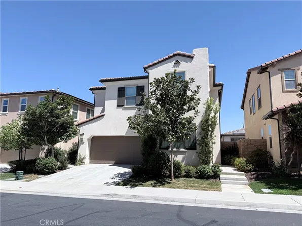 2821 Villa Catalonia Ct, Corona, CA 92881