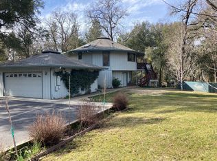 10438 Lazy Valley Rd, Penn Valley, CA 95946