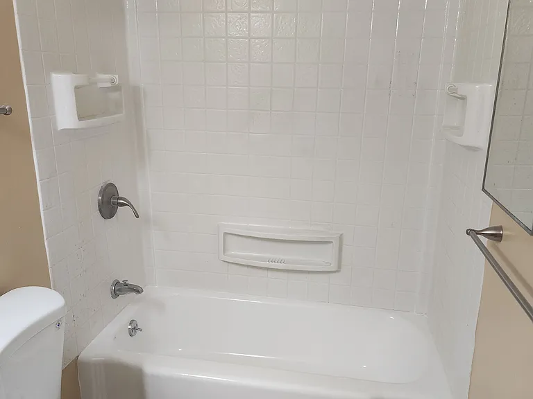 Arden Town Apartments — Photo 15