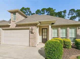 2064 Molitor St, Mandeville, LA 70448