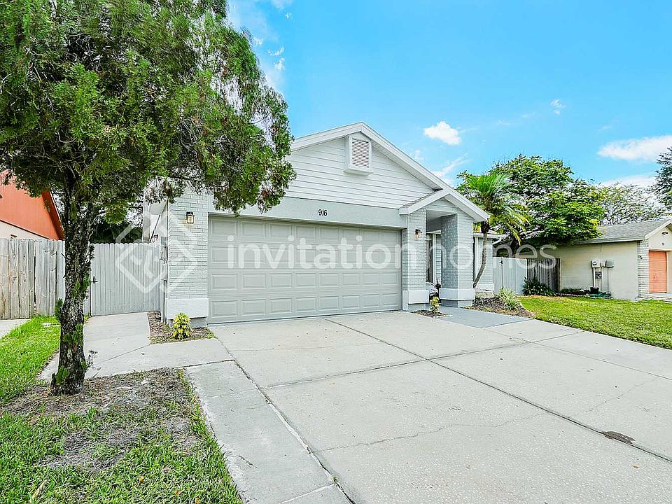 1st image of 916 Axlewood Cir