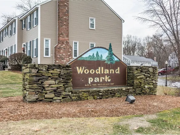20 Woodland Dr Unit 337, Lowell, MA 01852