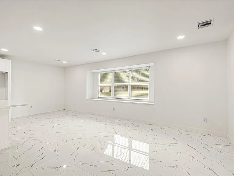 11411 Sagehurst Ln — Photo 23