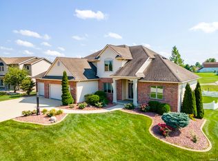 11739 Coral Springs Dr, Fort Wayne, IN 46845