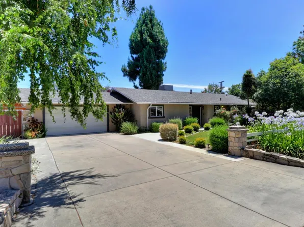 8260 Bennett Dr, Stockton, CA 95212