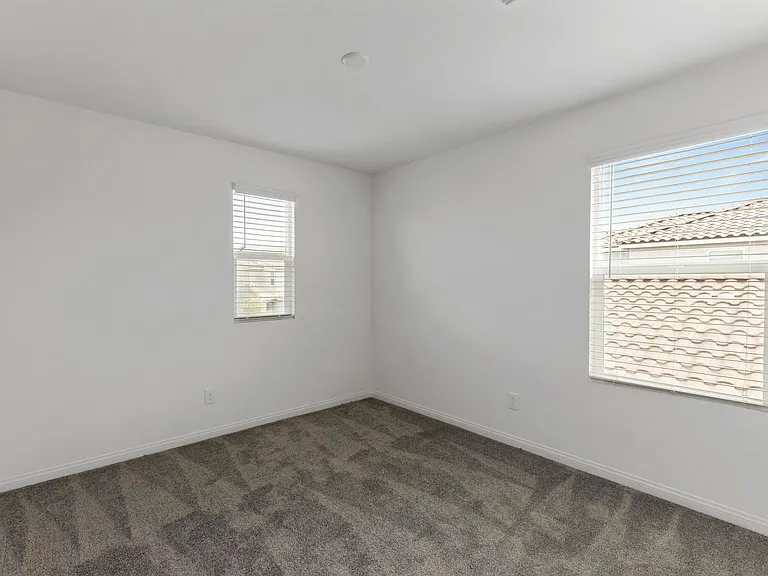 10183 Glowing Amber St — Photo 31