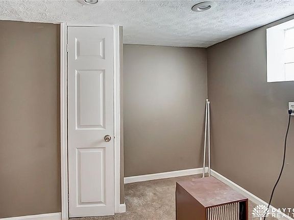 5th image of 2710 Whittier Ave