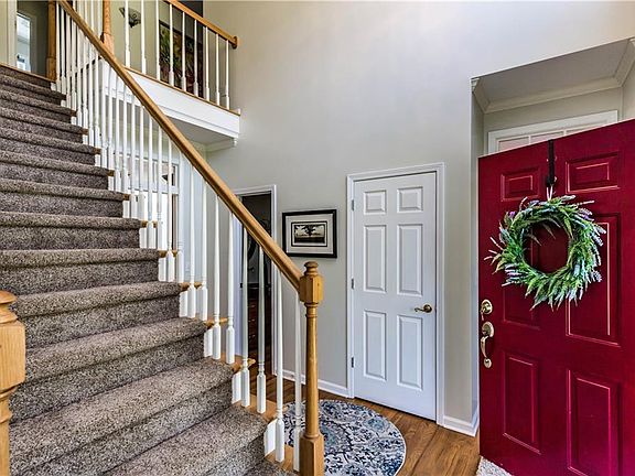 3rd image of 205 Starksboro Dr