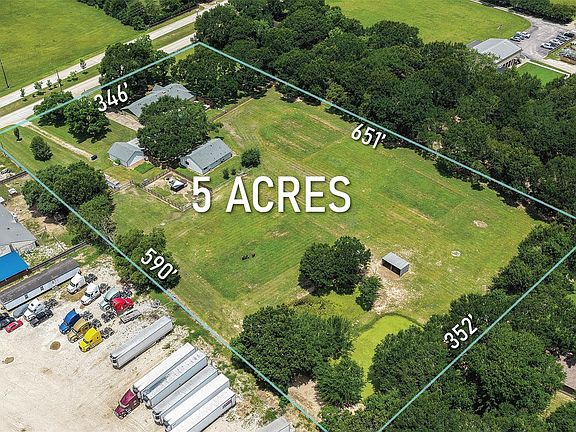 2nd image of 18334 Mueschke Rd