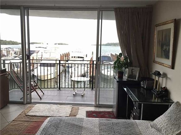 3rd image of 770 NE 69th St APT 2H