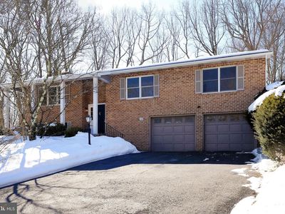 532 Longbarn Rd, State College, PA, 16803
