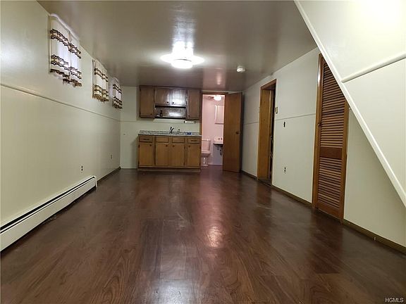 2nd image of 15 Center St