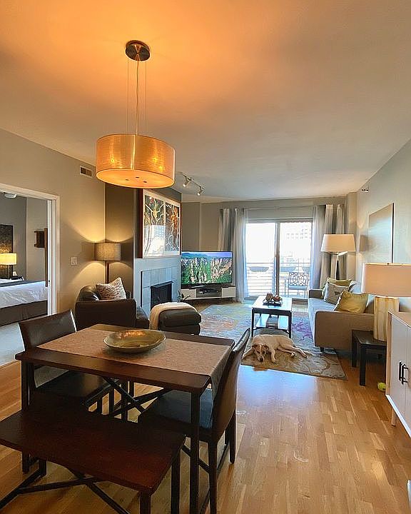 1st image of 4350 N Broadway Ave #309