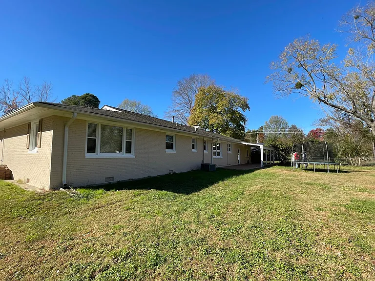 102 Caran Rd — Photo 38