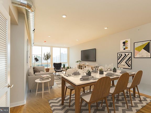3rd image of 1764 N Hope St #3D