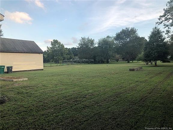 4th image of 181 Racefield Dr