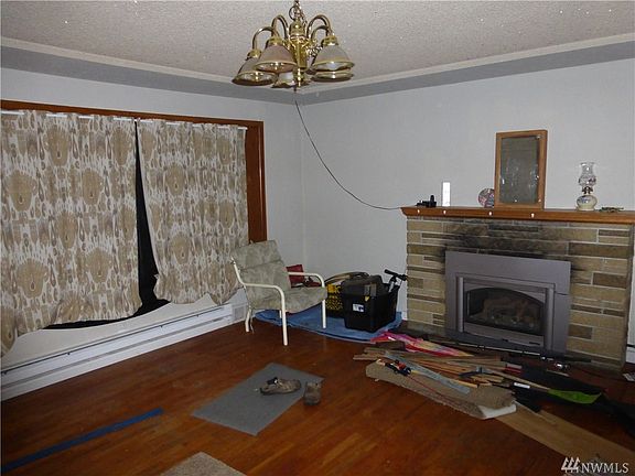 3rd image of 9434 S Fawcett Ave