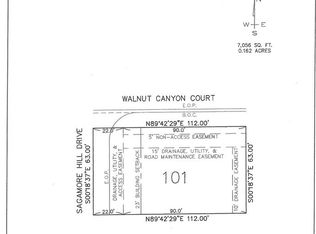 1926 Sagamore Hill Dr, Mishawaka, IN 46544