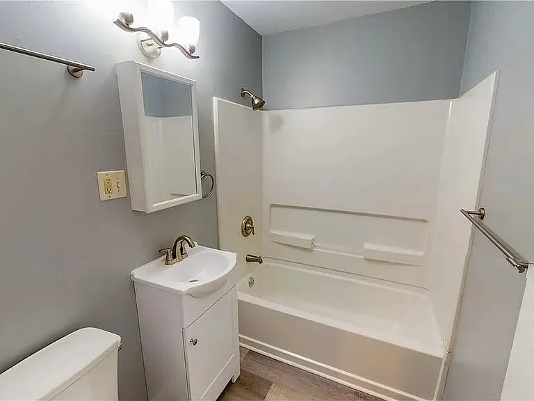 4755 Homewood Dr #1 — Photo 2