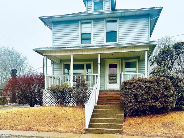 9 Maronee St, Clarion, PA 16214