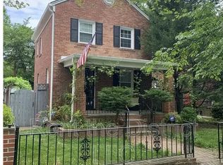 3517 Alton Pl NW, Washington, DC 20008