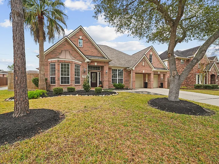 6118 Berwick Ln — Photo 3