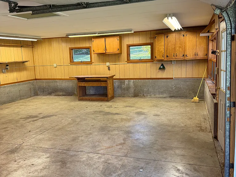 1043 Davis Grove Rd — Photo 17