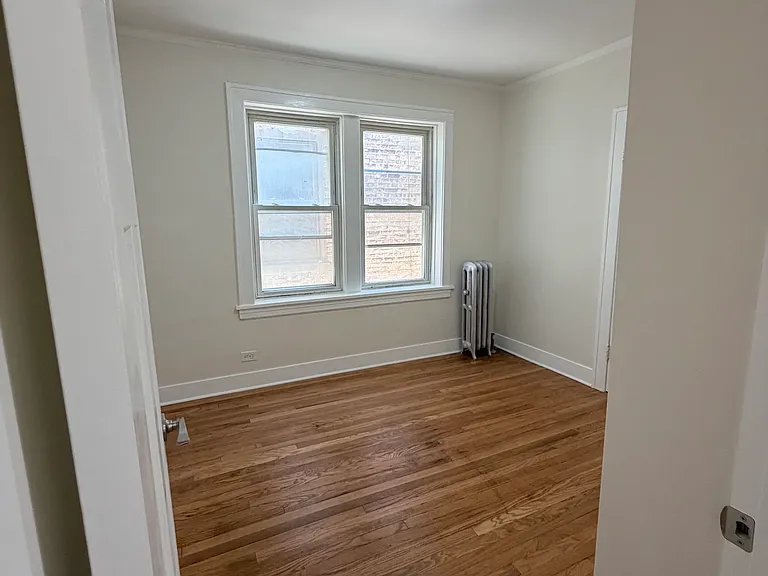 4154 N Mozart St #F — Photo 6