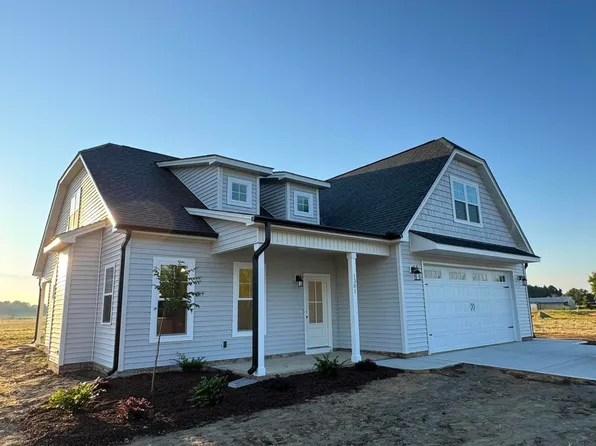 1301 Parkertown Rd, Four Oaks, NC 27524