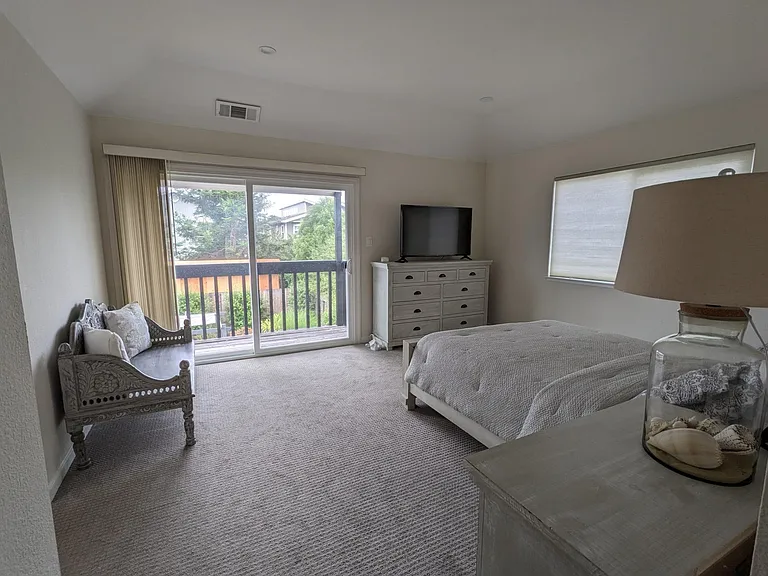 416 Valdez Ave — Photo 28