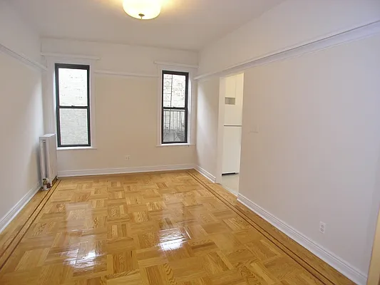 Rented by Townsley & Gay, LLC | media 9