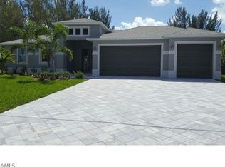 3013 SW 11th Place Cpe, Coral, FL 33914