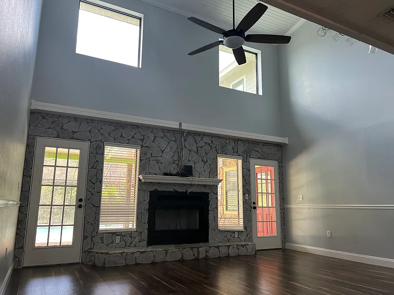 8015 Sycamore Dr — Photo 7