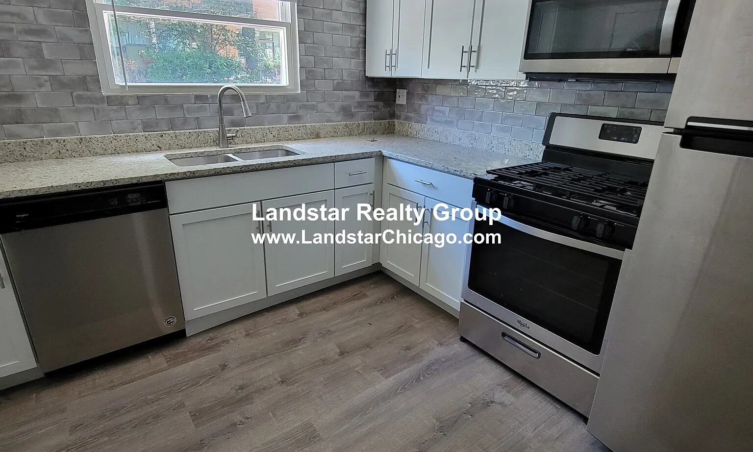 2 bed, 1.0 bath, $1,900 — Photo 2