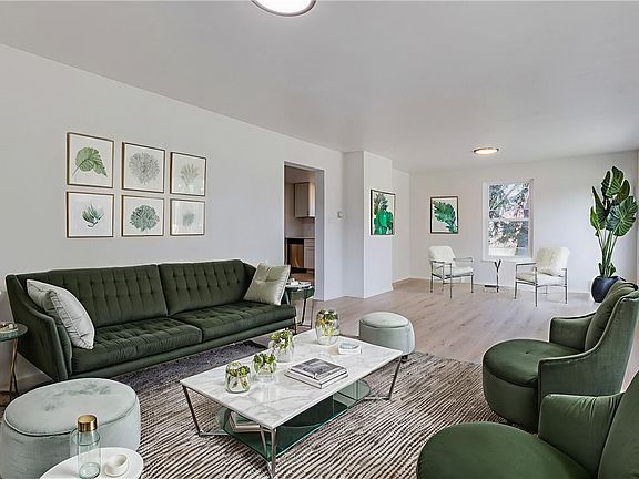 3rd image of 533 Center Hill Rd