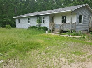 1483 S Walnut Ave, White Cloud, MI 49349