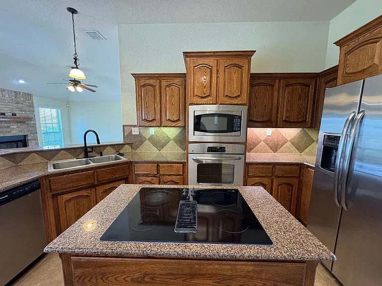 5702 Graphite Dr — Photo 12