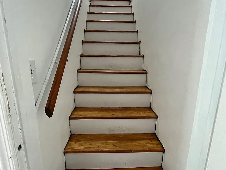 2610 Colonial Ave SW — Photo 2