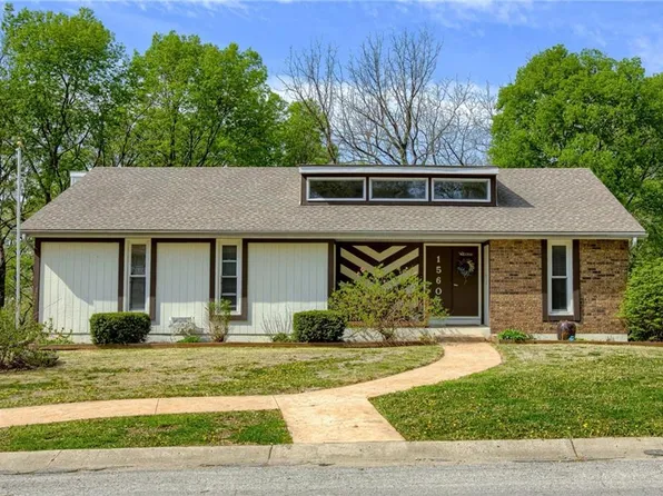 15607 E 45th Pl S, Independence, MO 64055