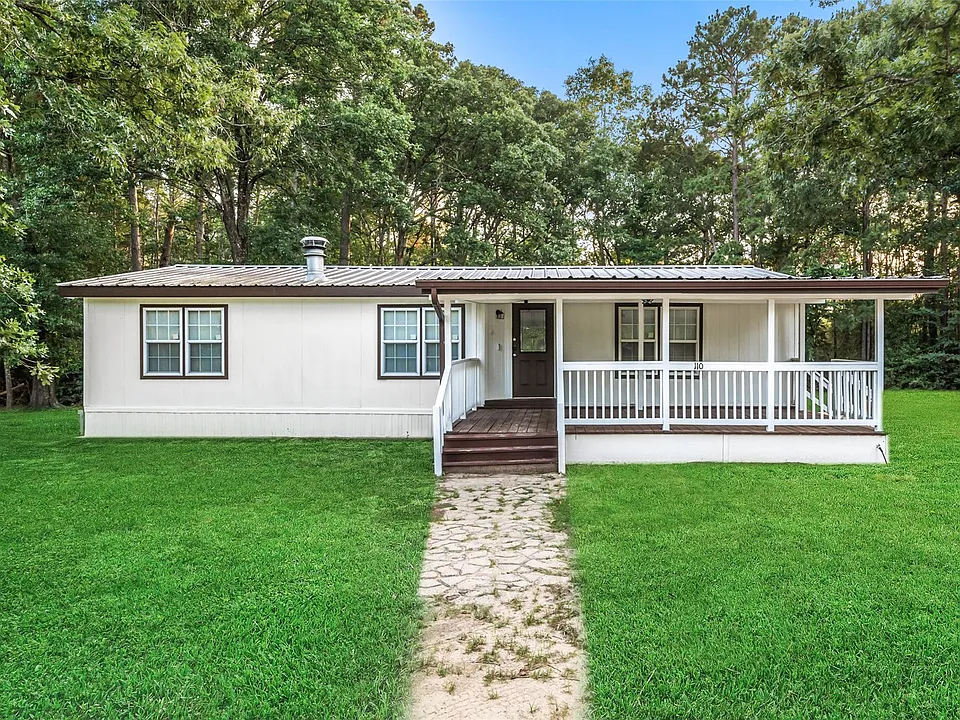 110 Charlies Ln