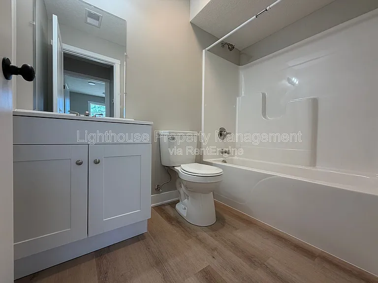 310 Allen Ave #1 — Photo 18