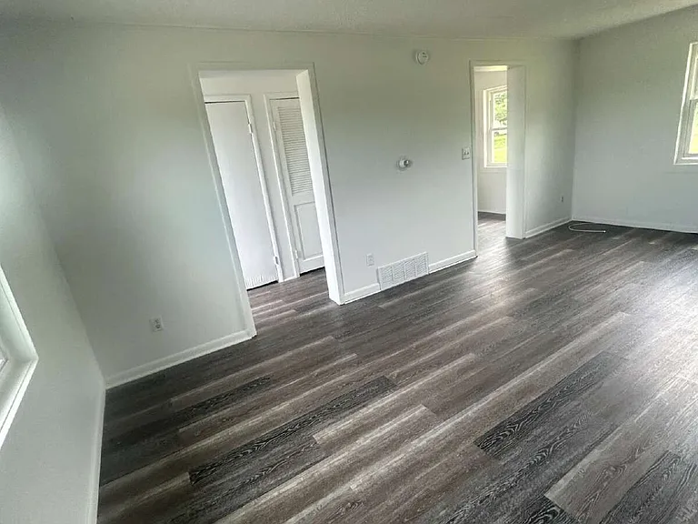 4112 Main St #1 — Photo 16