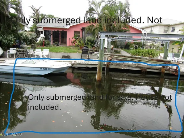 4 Submerged, Fort Myers Beach, FL 33931