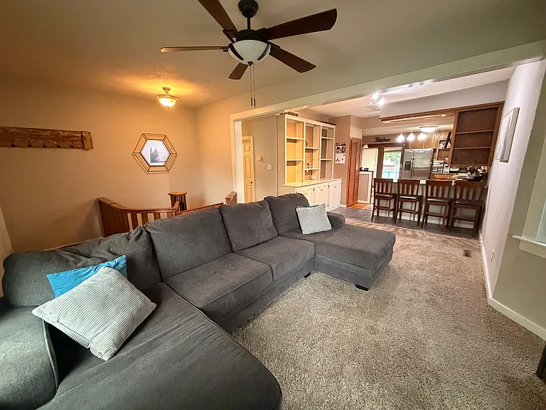 1032 N Saint Paul St — Photo 9