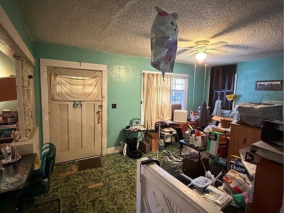 3rd image of 1331 W 92nd St
