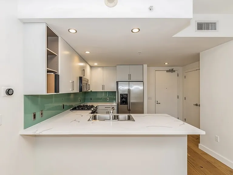 900 Lenora St #1004 — Photo 8