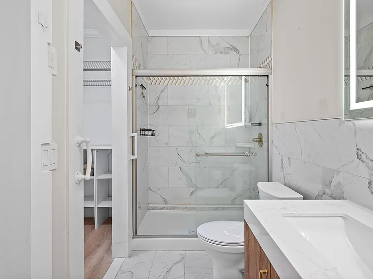 116 31st Ave N #104-A — Photo 19