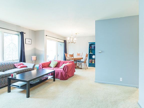2nd image of 1934 Bridgeview Trl APT B